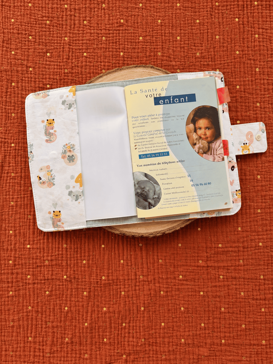 Protège carnet de santé - Vert tendre – Image 2